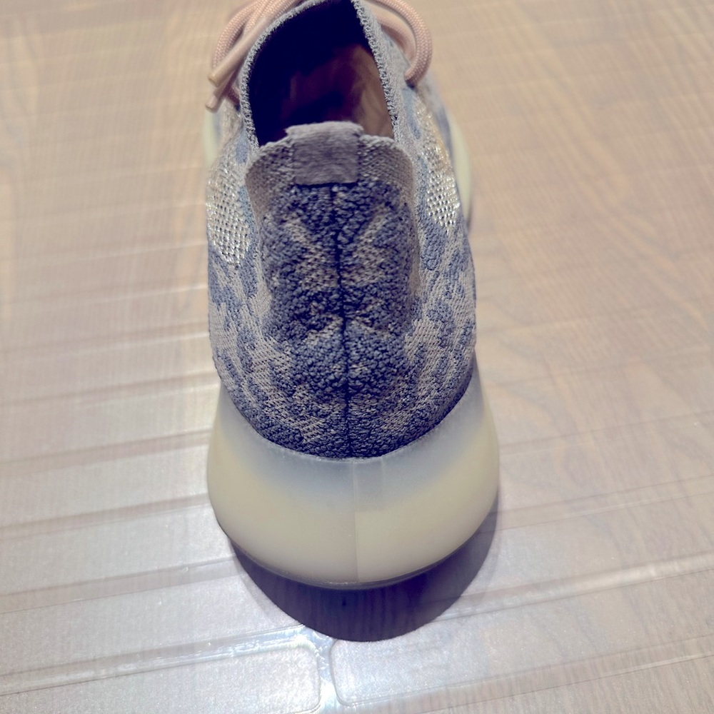 Yeezy Boost 380 Mist - Picture 10 of 16